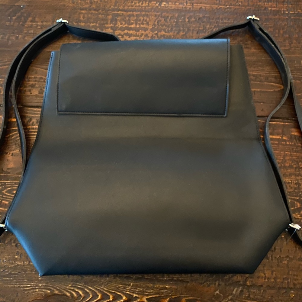 ***SOLSTICE BLACK BACKPACK***